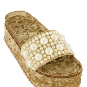 Crushed Olive Velvet and Pearl Embellished Platform Sandals NWT